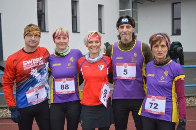 Simona Grulichová první, Lucie Kolmašová druhá a Marie Hynštová třetí v kategoriích v Olomouci. Lukáš Soural druhý v kategorii v Hodoníně